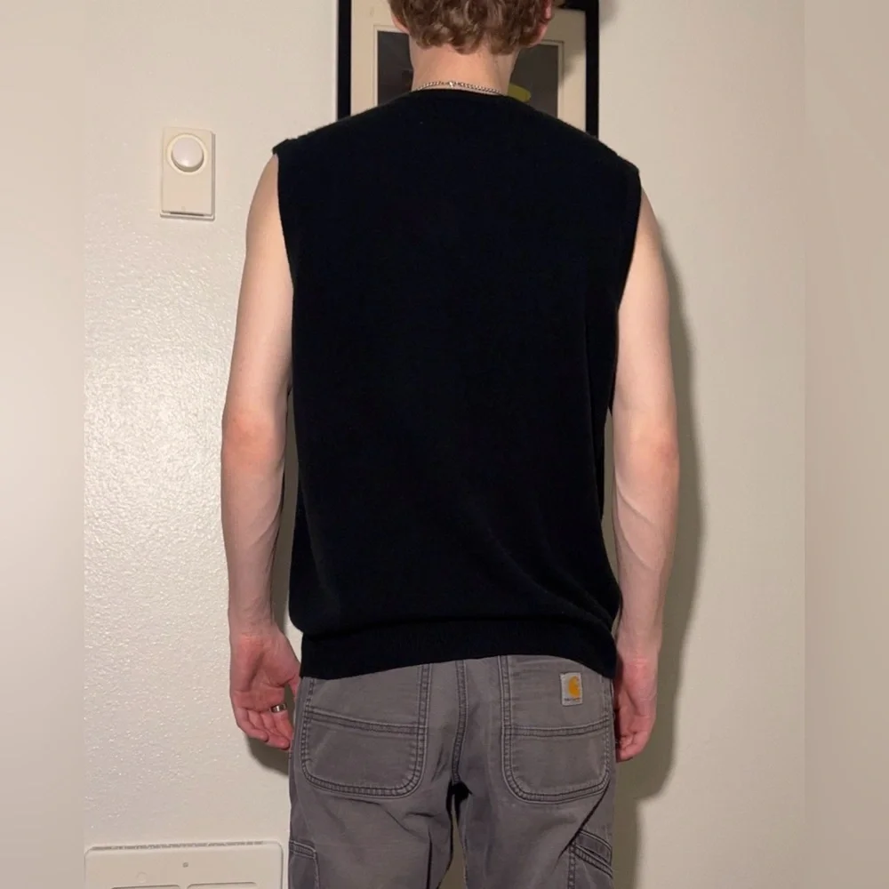 Dockers Black Cable-Knit V-Neck Sweater Vest